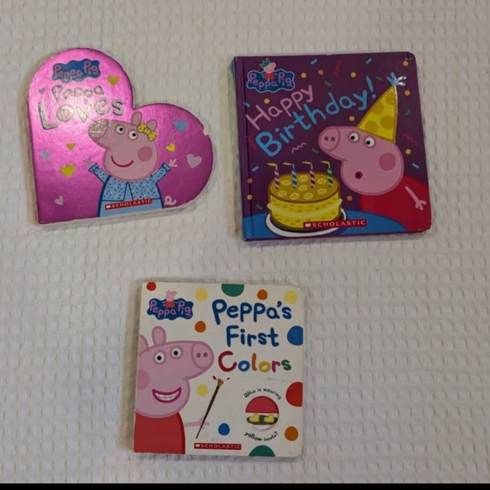 Scholastic Peppa Pig Board Book Bundle